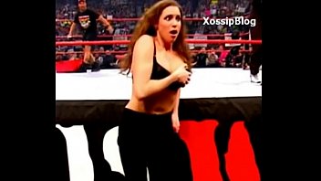 stephanie mcmahon saggy boobs