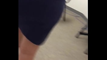 huge ass skirt porn