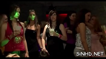 smallboobshot