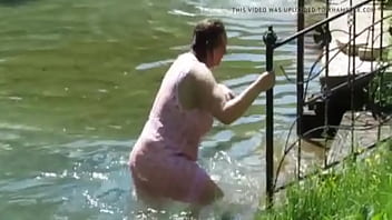 mature women bath in cold water