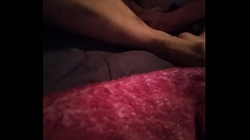 mujeres q lloran porque le duelen cuando la están follando por el ano