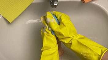 hot nurse washing cock