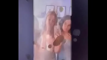 wanking over hot slleeping gf naked body