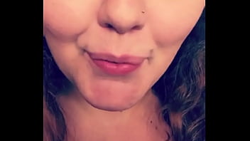 girl long tongue deepthroat