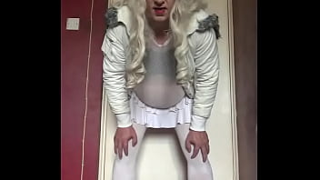 smell my pussy then eat and fuck me