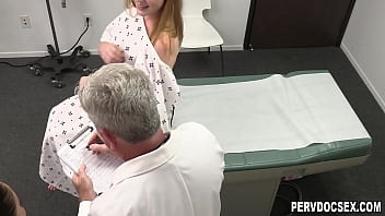 young chubby tits pussy