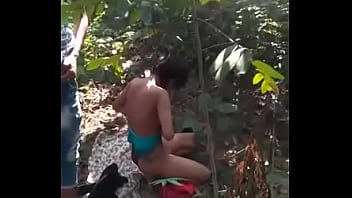 sri lanka muslim girl and boy having fun in room porn