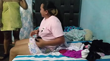 lesbian hot bobs kissing videos