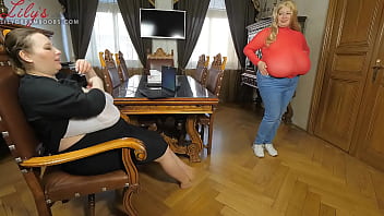 bbw macromastia clothed